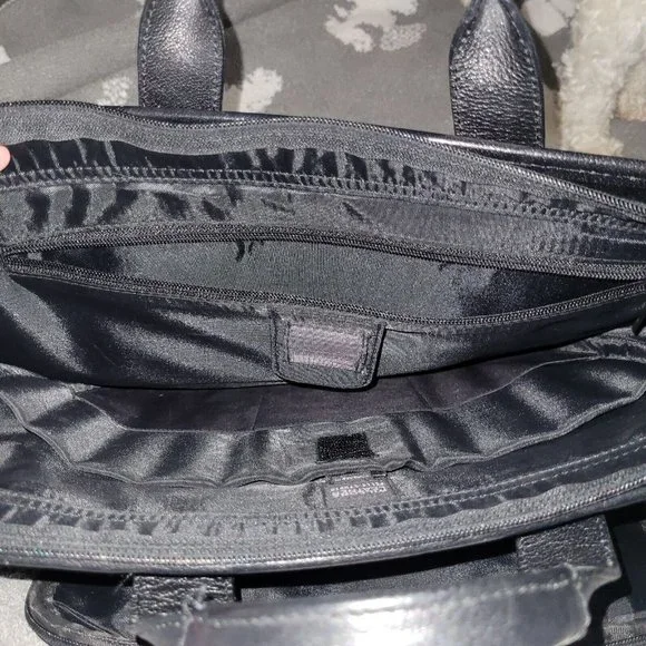 Wilson Black Professional Office Briefcase - Picture 4 of 8